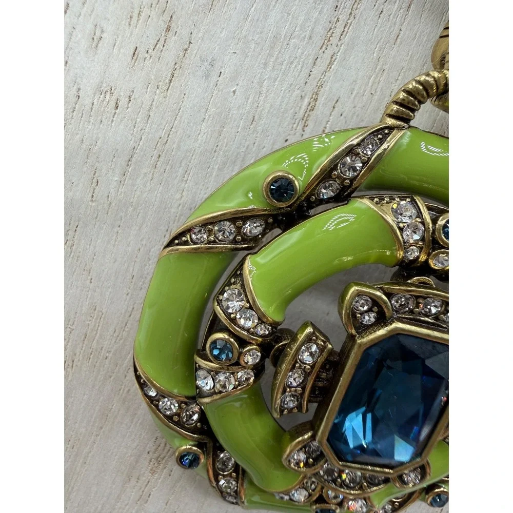 NWTS Heidi Daus Newport Chic II Enamel & Crystal Necklace Green Medallion & Cord